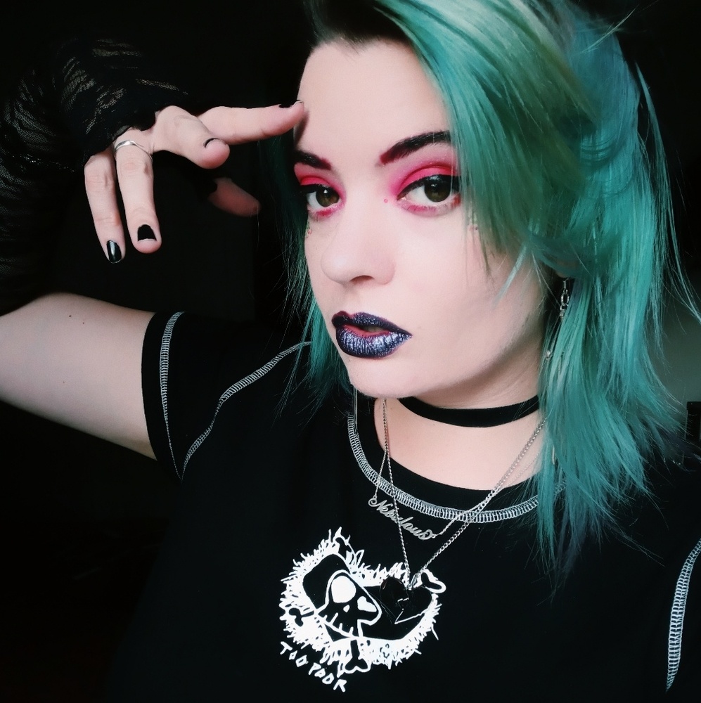 Meet your Posher, Desirae